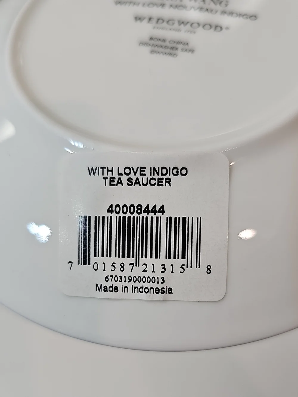 NWT Wedgwood Vera Wang With Love Nouveau Indigo Navy + Silver Tea Saucers - S/2